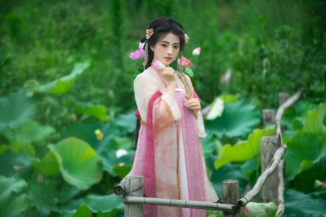 YiTuYu艺图语 Vol.5102 Wan Wan