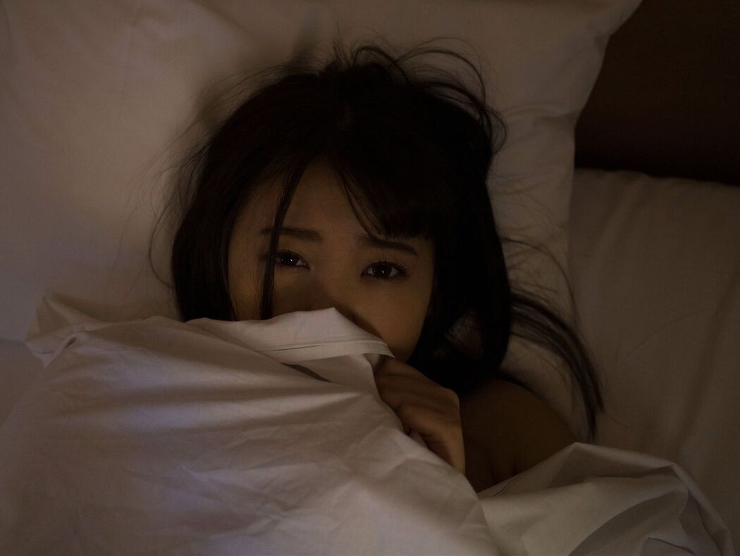 JP Himesaki Hana 姫咲はな – 光の差す方角へ (84P)