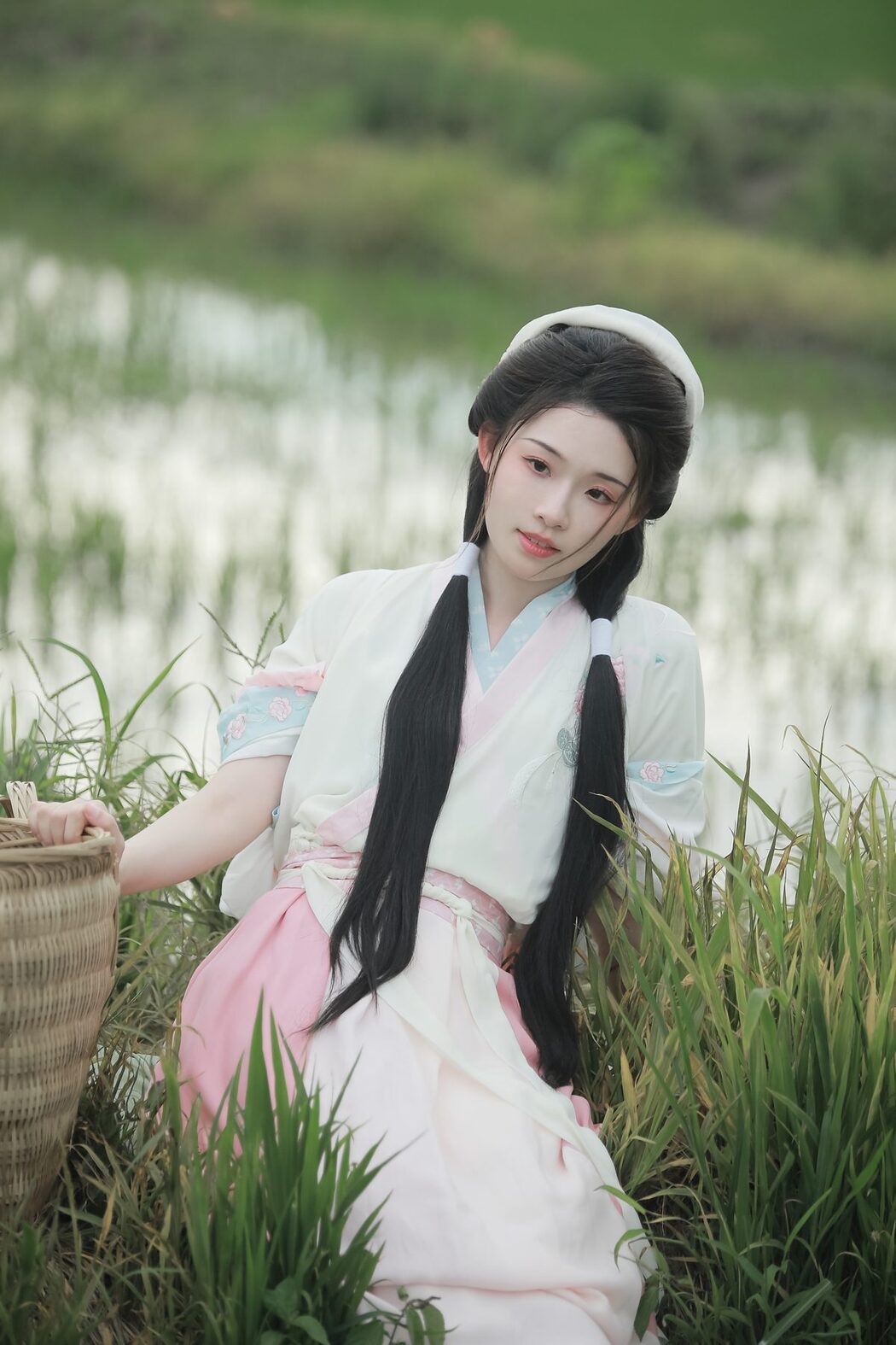 YiTuYu艺图语 Vol.5161 Miao Miao Jia De Xiao Yu Gan