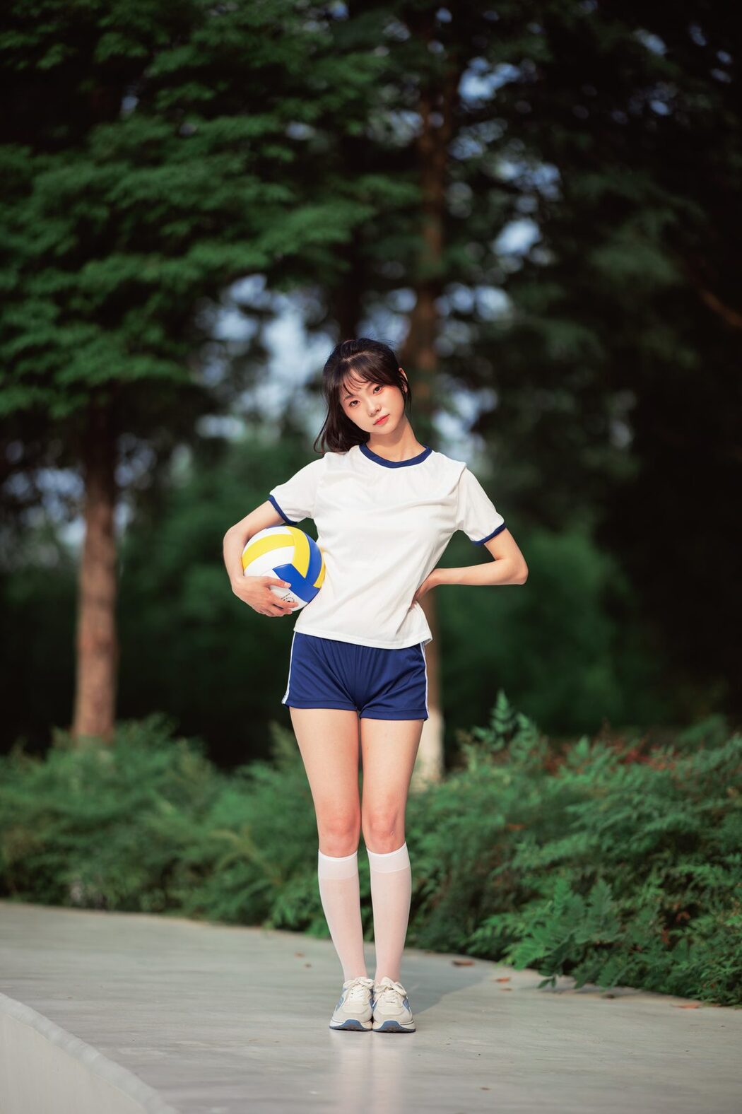 YiTuYu艺图语 Vol.5170 Kong Xin Cai