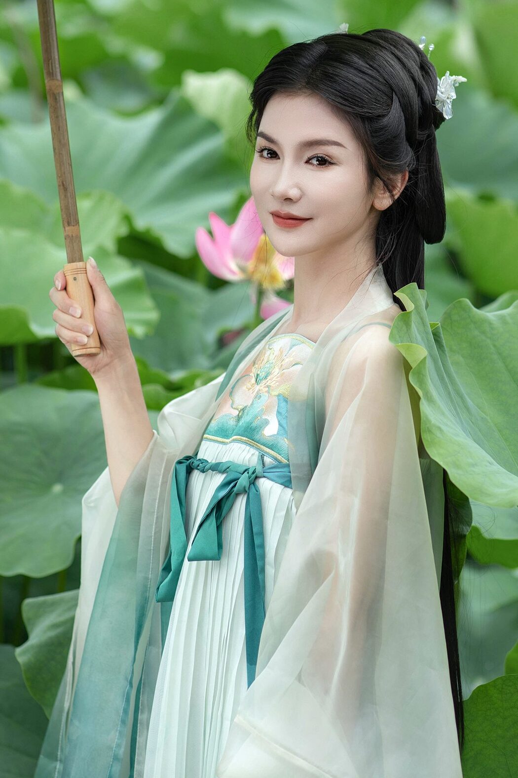 YiTuYu艺图语 Vol.5076 Ji Yi Cover Photo