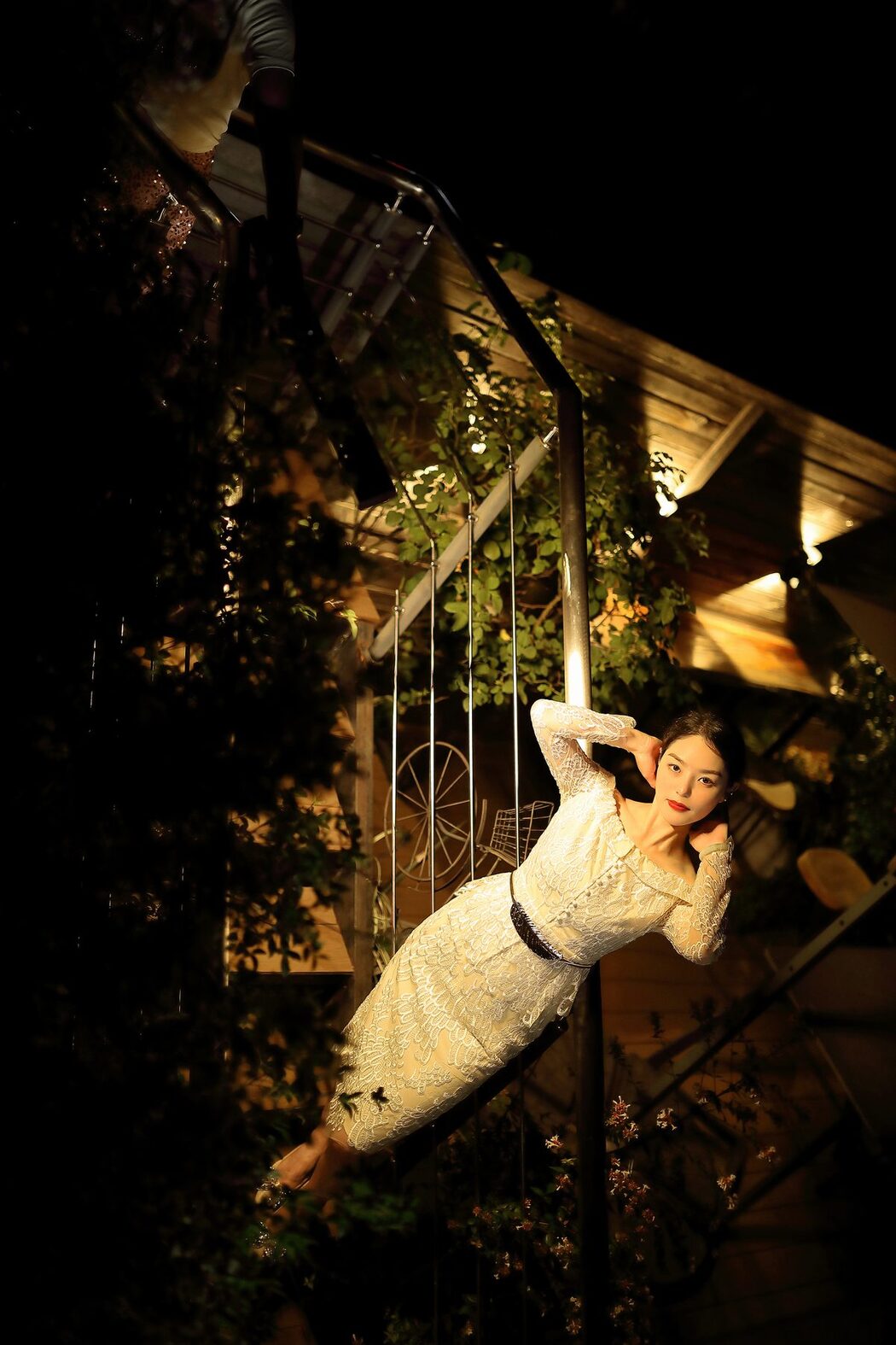 YiTuYu艺图语 Vol.5004 Yi Xuan