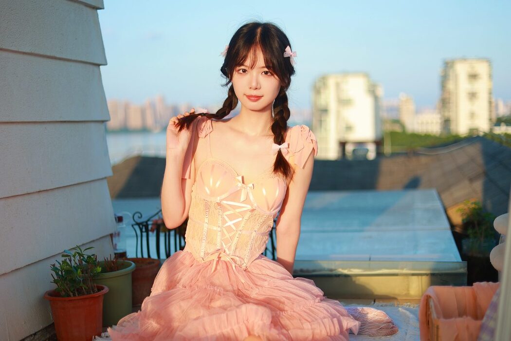 YiTuYu艺图语 Vol.5098 Mu Yan Se Cc