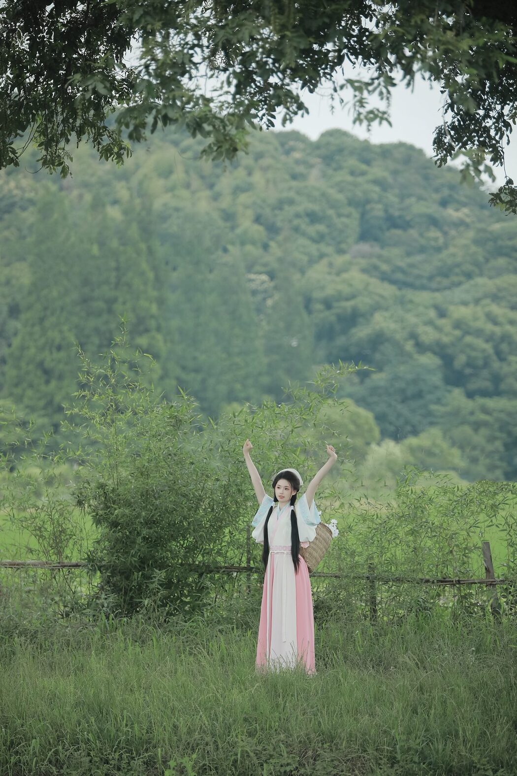 YiTuYu艺图语 Vol.5161 Miao Miao Jia De Xiao Yu Gan
