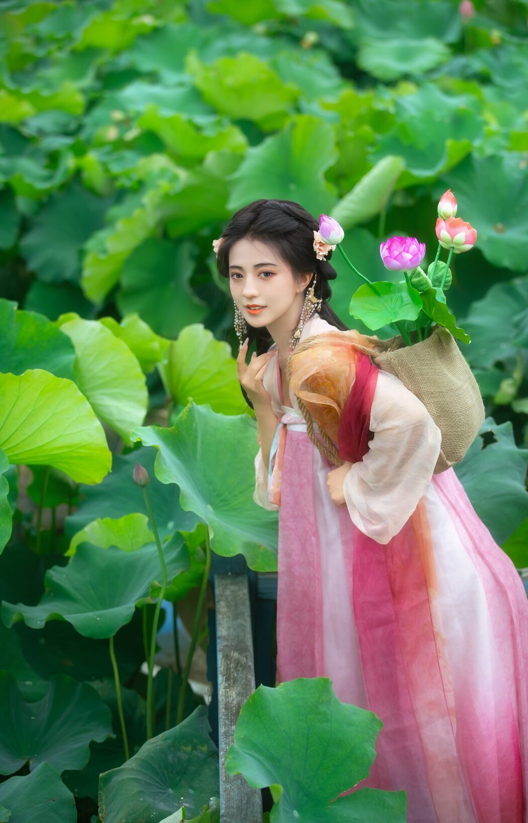 YiTuYu艺图语 Vol.5102 Wan Wan