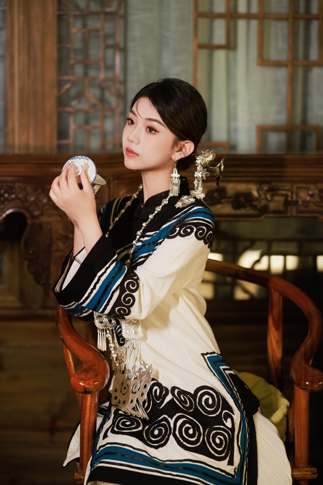 YiTuYu艺图语 Vol.5057 Pei Tong Xue
