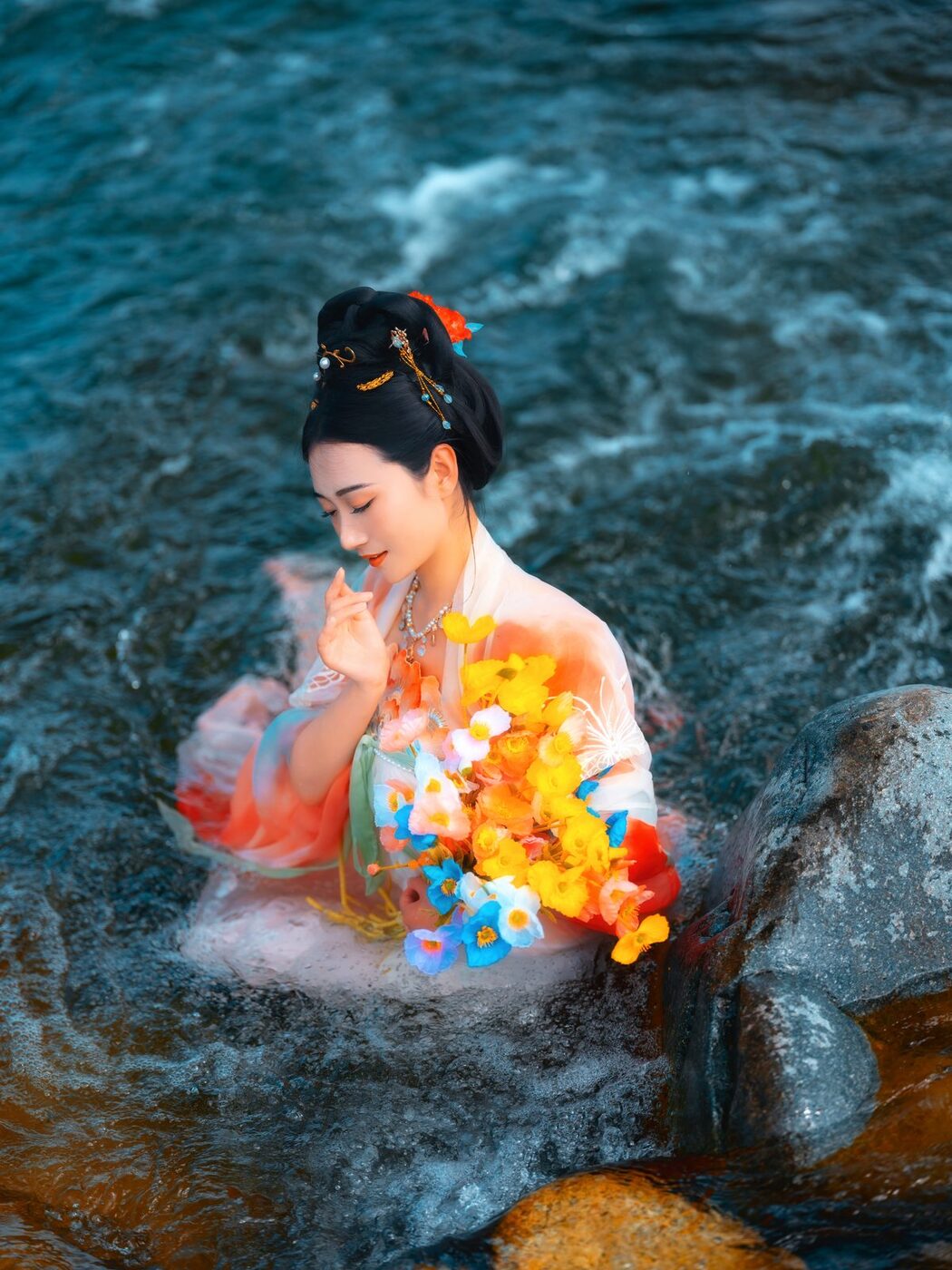 YiTuYu艺图语 Vol.5089 Long En Xing