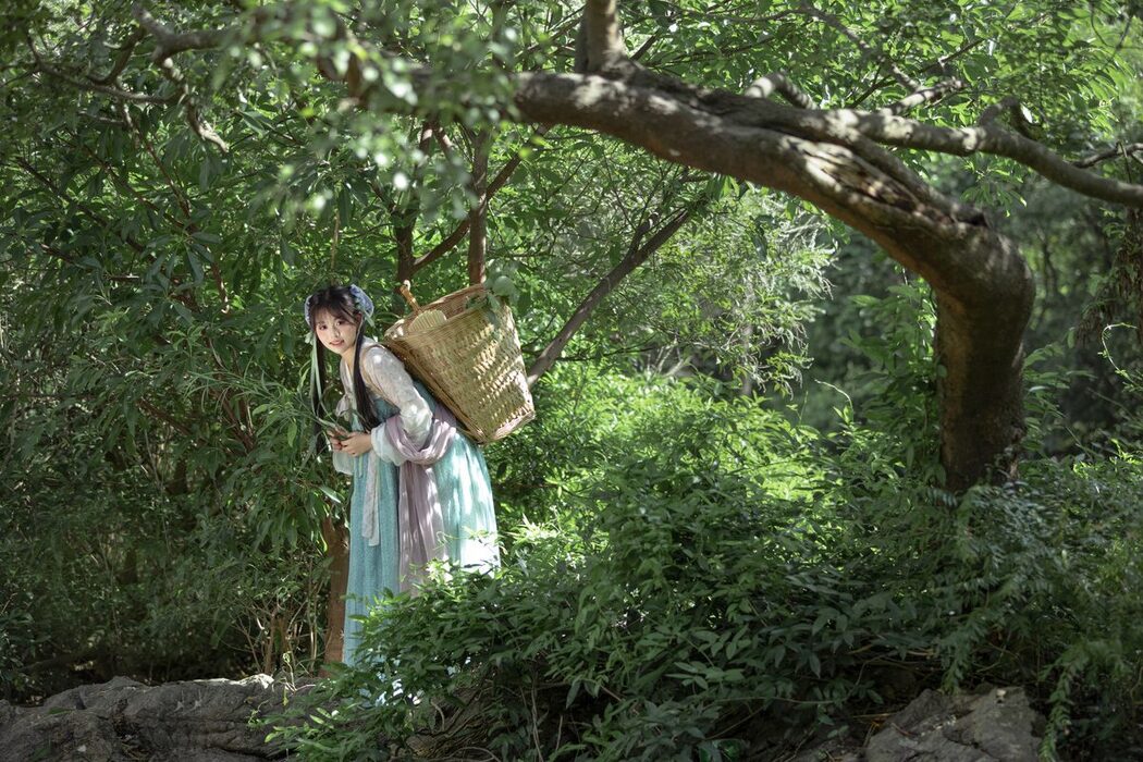 YiTuYu艺图语 Vol.5251 Jin Zou Ba