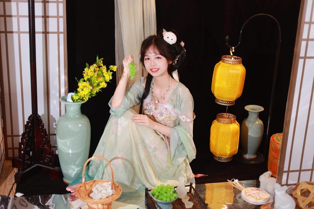 YiTuYu艺图语 Vol.5196 Mu Yan Se Cc