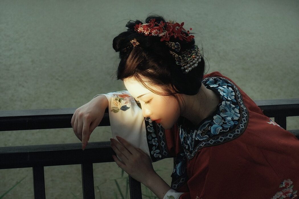 YiTuYu艺图语 Vol.5243 Yue Bai Xing Xi