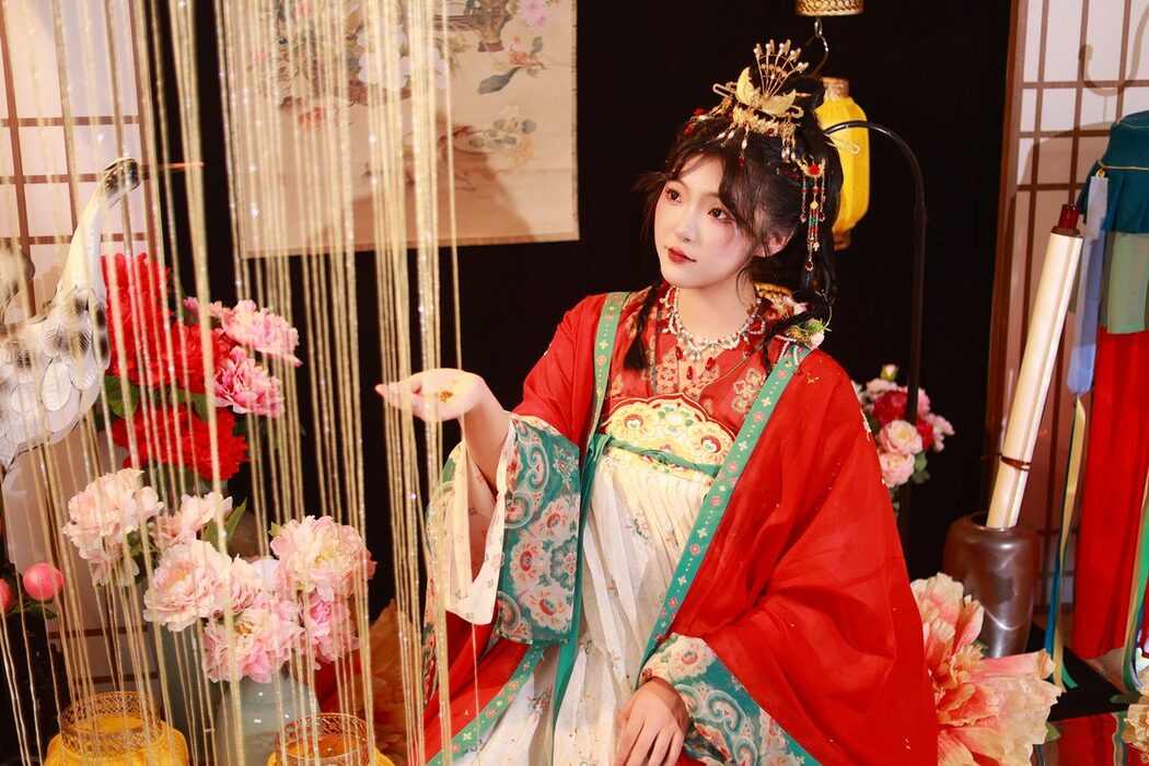 YiTuYu艺图语 Vol.5281 KaiLin Jiang