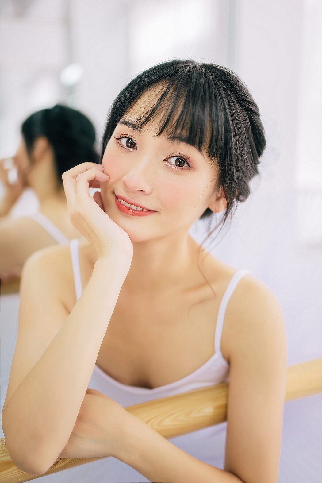 YiTuYu艺图语 Vol.5262 Feng Mu Mu AINY