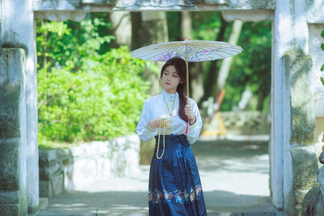 YiTuYu艺图语 Vol.5275 Xiao Mi Dou