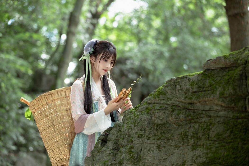 YiTuYu艺图语 Vol.5251 Jin Zou Ba