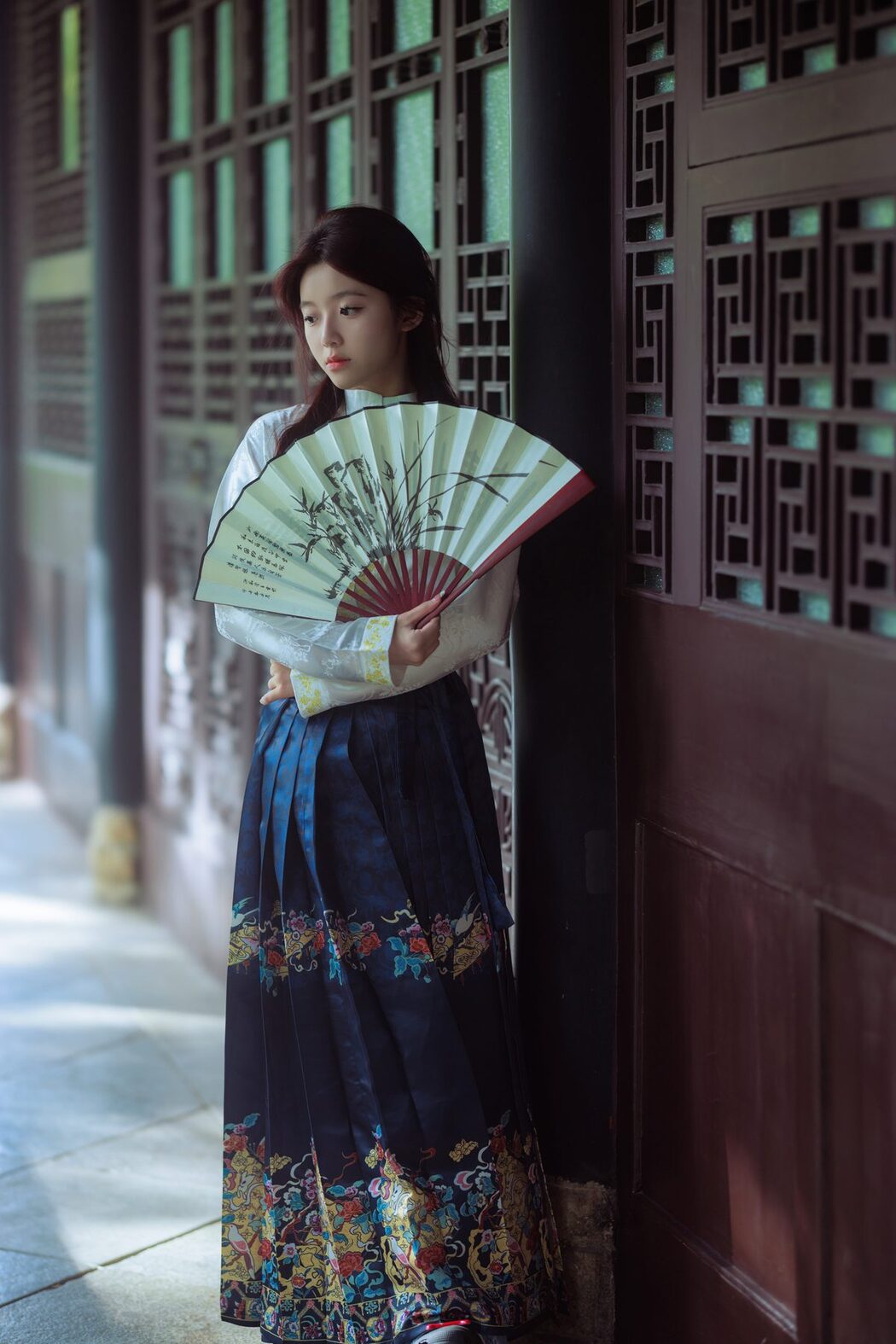 YiTuYu艺图语 Vol.5275 Xiao Mi Dou