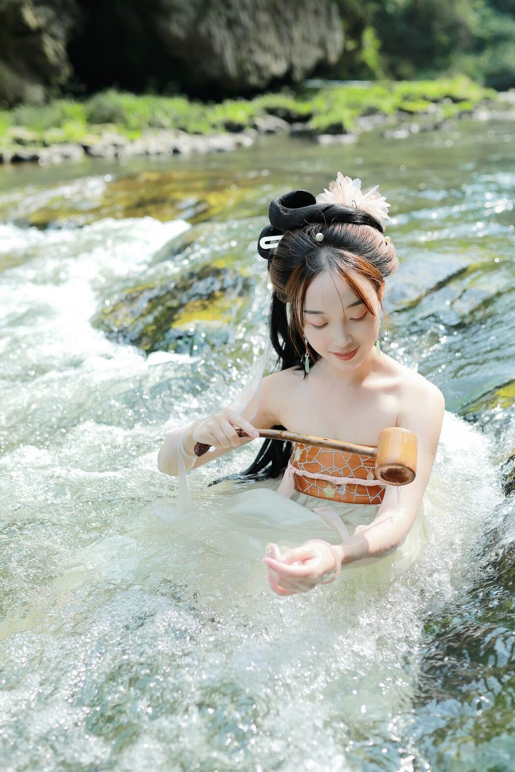 YiTuYu艺图语 Vol.5233 Yu Yan