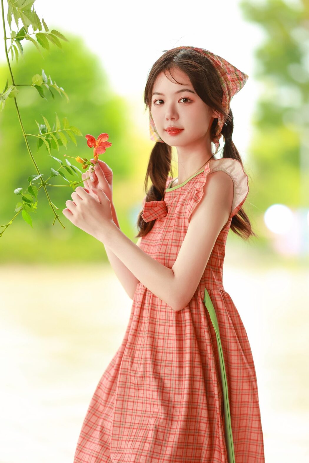 YiTuYu艺图语 Vol.5223 Mu Yan Se Cc
