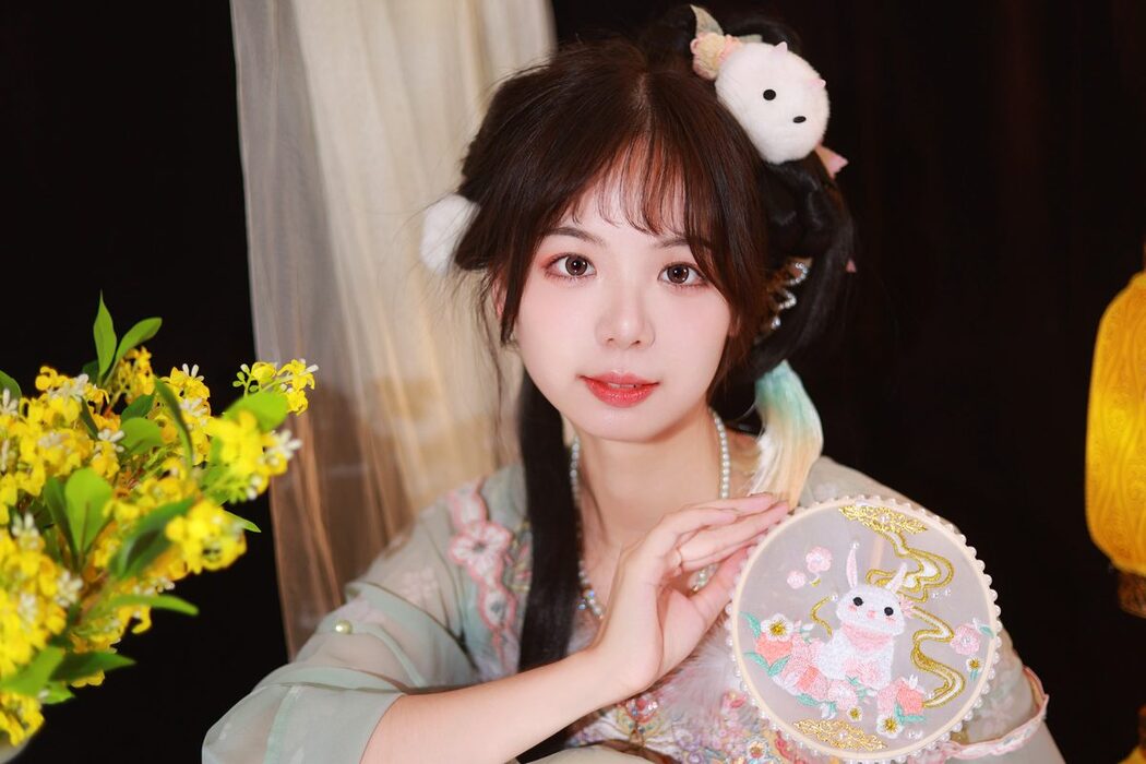 YiTuYu艺图语 Vol.5196 Mu Yan Se Cc