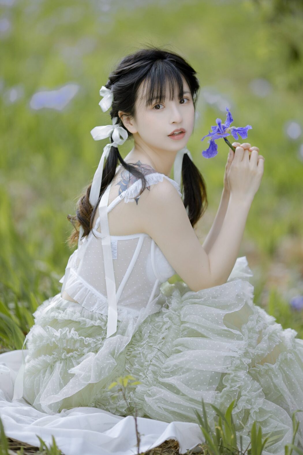 YiTuYu艺图语 Vol.5217 Zhuo Dao Yi Zhi Su Su