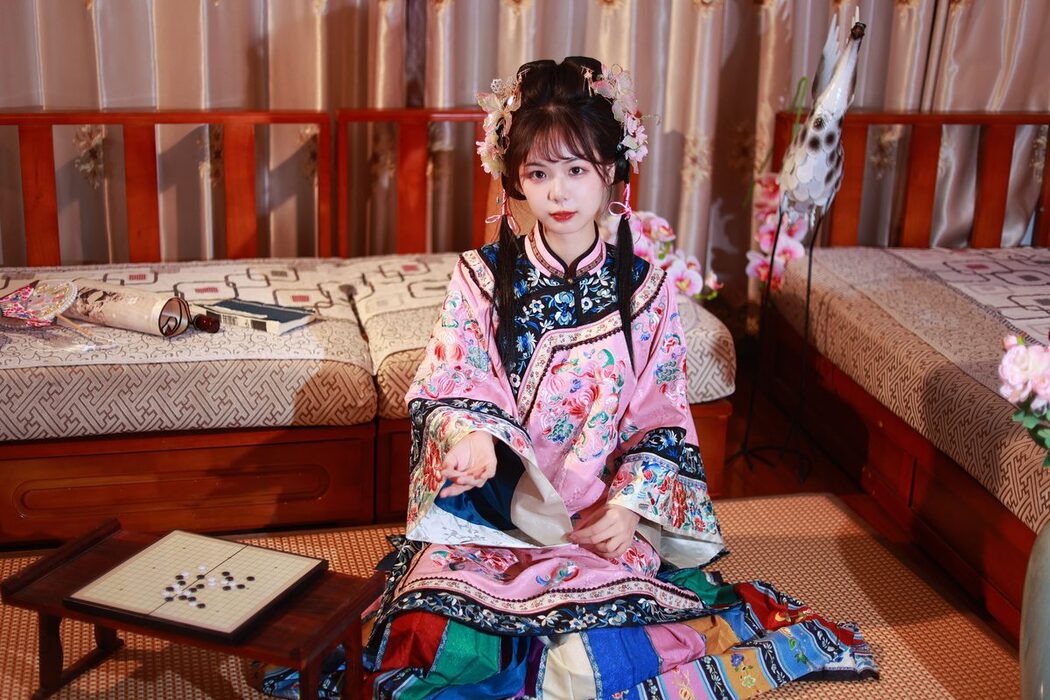 YiTuYu艺图语 Vol.5207 Mu Yan Se Cc