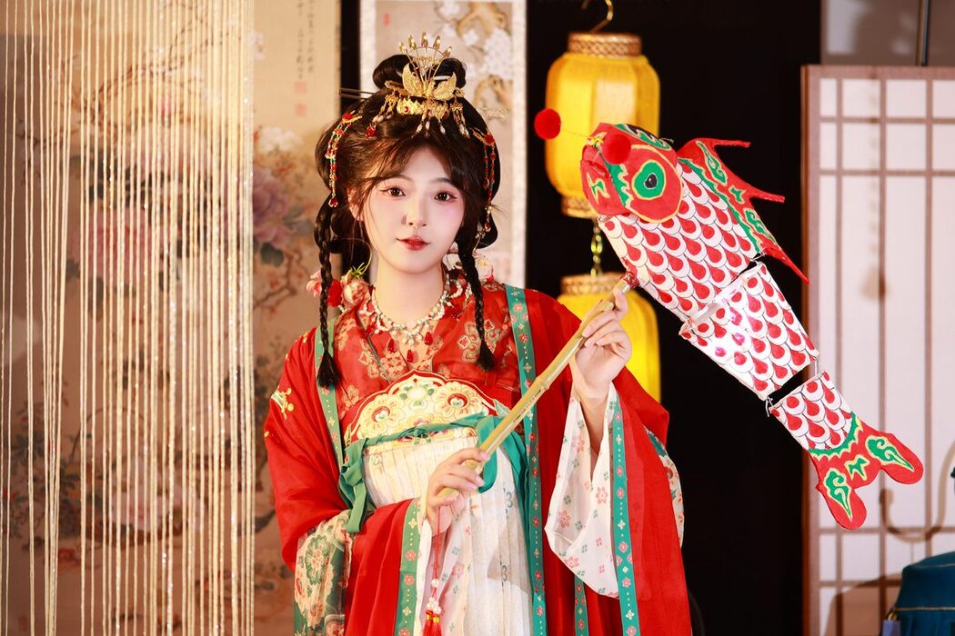 YiTuYu艺图语 Vol.5281 KaiLin Jiang