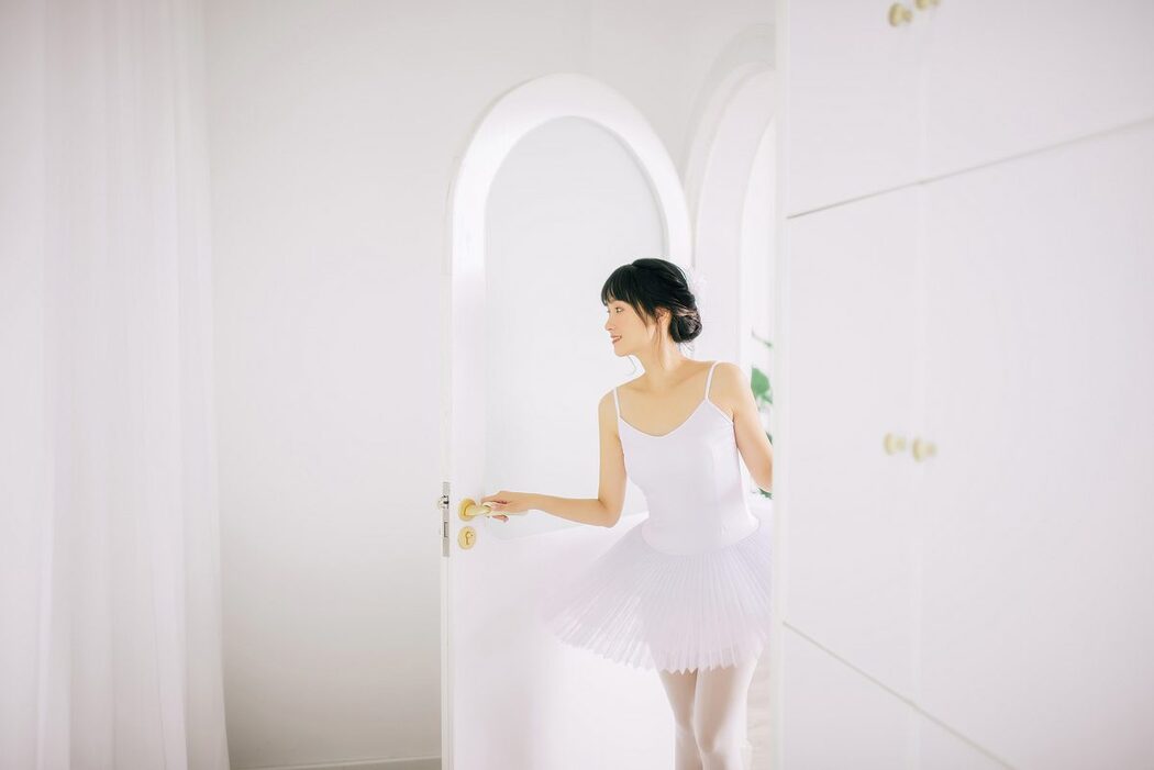 YiTuYu艺图语 Vol.5262 Feng Mu Mu AINY