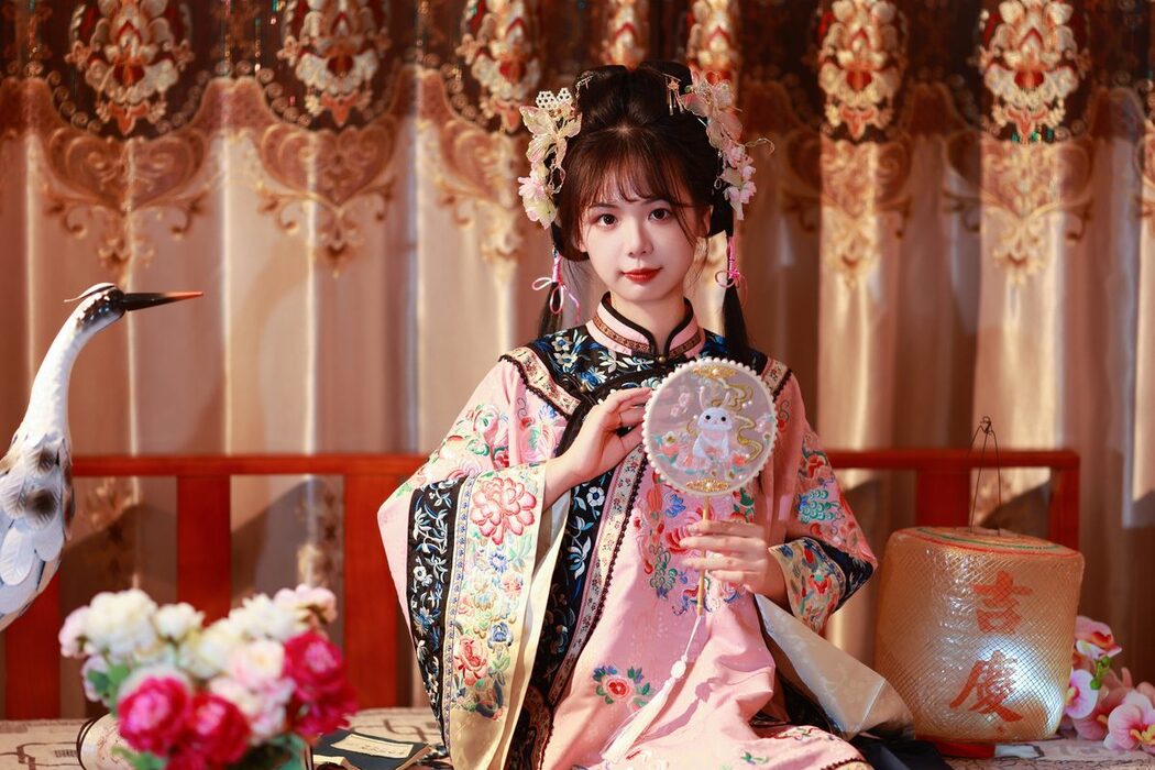 YiTuYu艺图语 Vol.5207 Mu Yan Se Cc