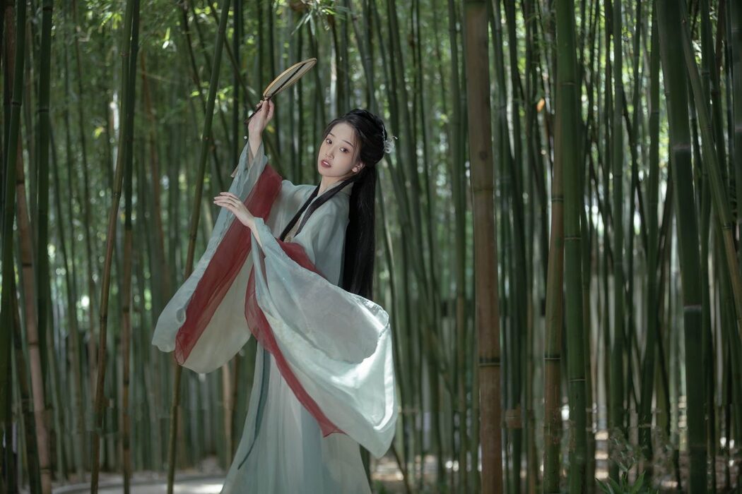 YiTuYu艺图语 Vol.5284 Zhi Zhi Qi
