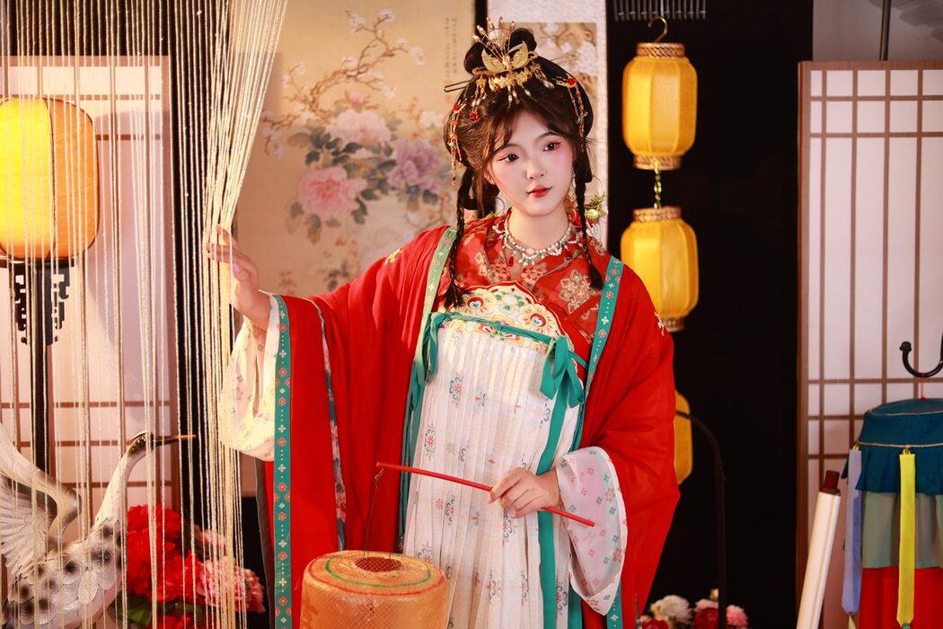 YiTuYu艺图语 Vol.5281 KaiLin Jiang