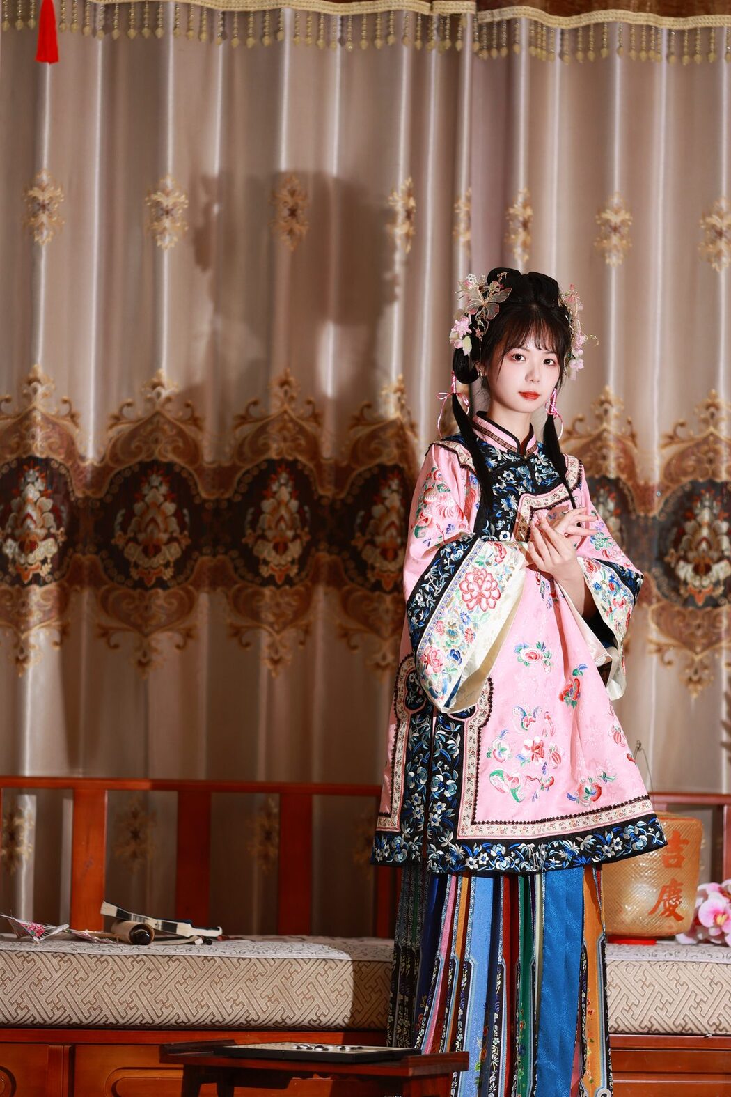 YiTuYu艺图语 Vol.5207 Mu Yan Se Cc
