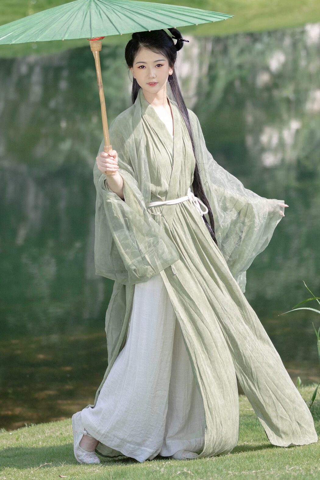 YiTuYu艺图语 Vol.5276 Suan La Tang Er Cover Photo