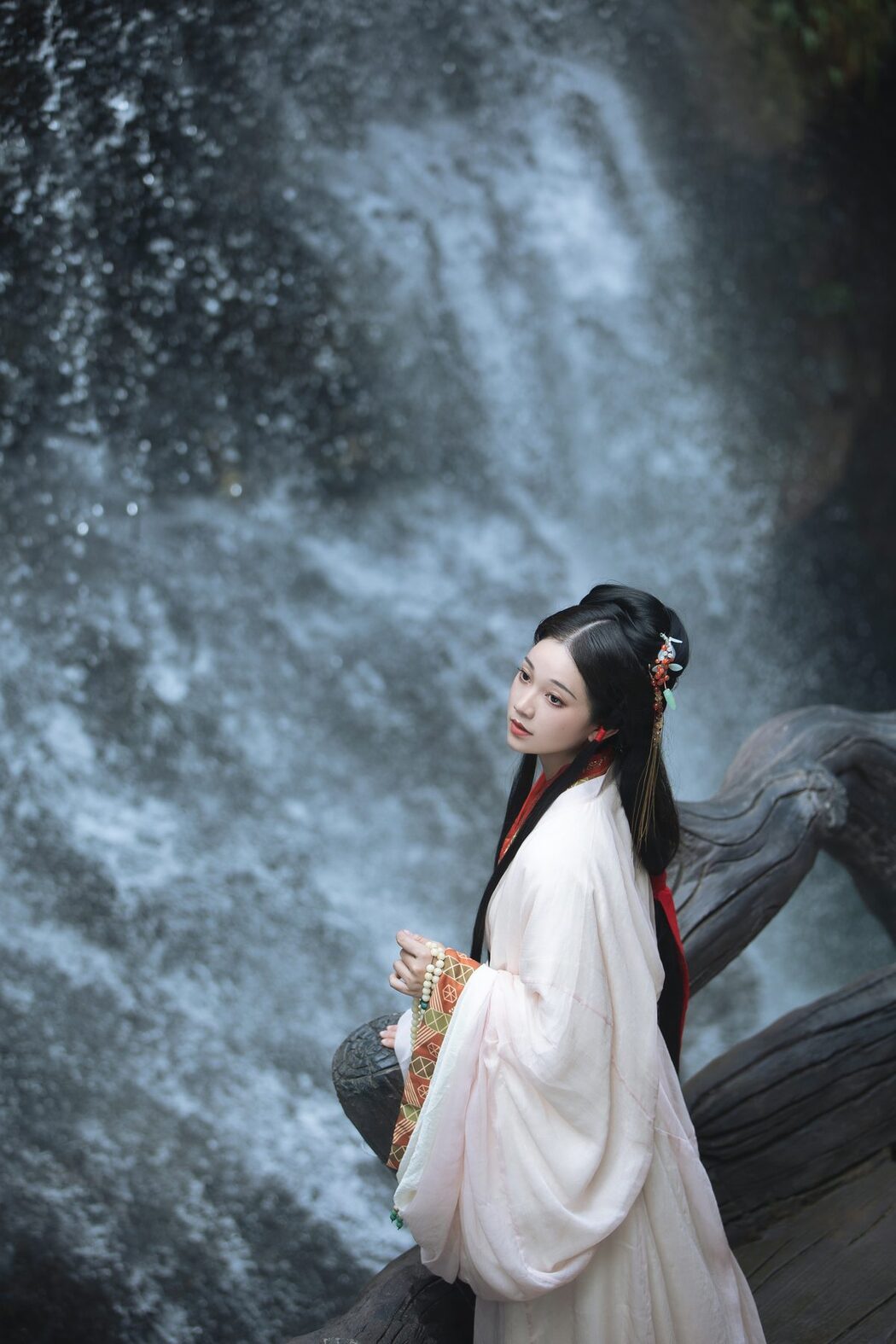 YiTuYu艺图语 Vol.5220 Qiu Da Da