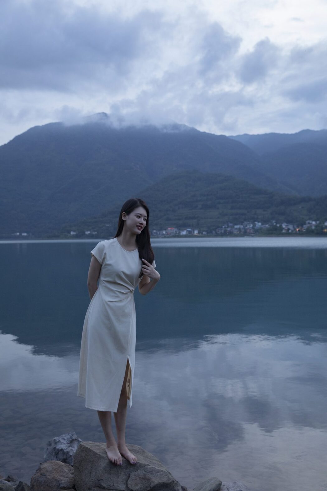 YiTuYu艺图语 Vol.5222 Chenaling_cl