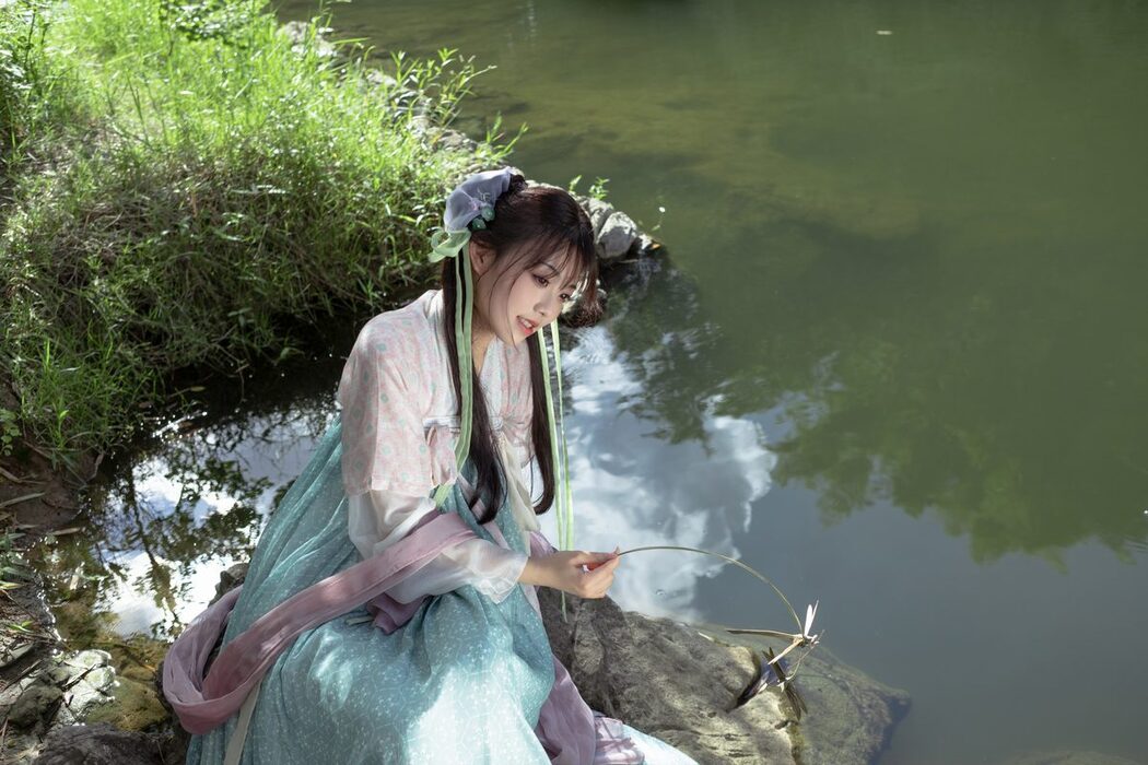 YiTuYu艺图语 Vol.5251 Jin Zou Ba