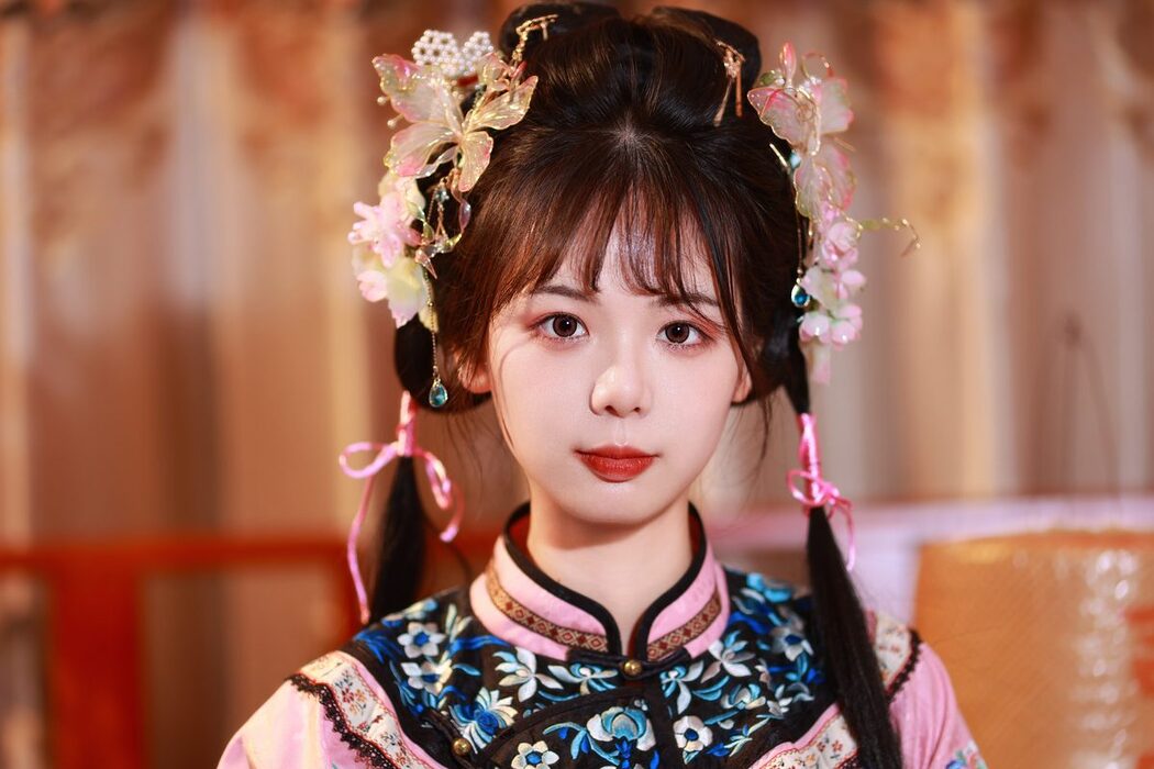 YiTuYu艺图语 Vol.5207 Mu Yan Se Cc