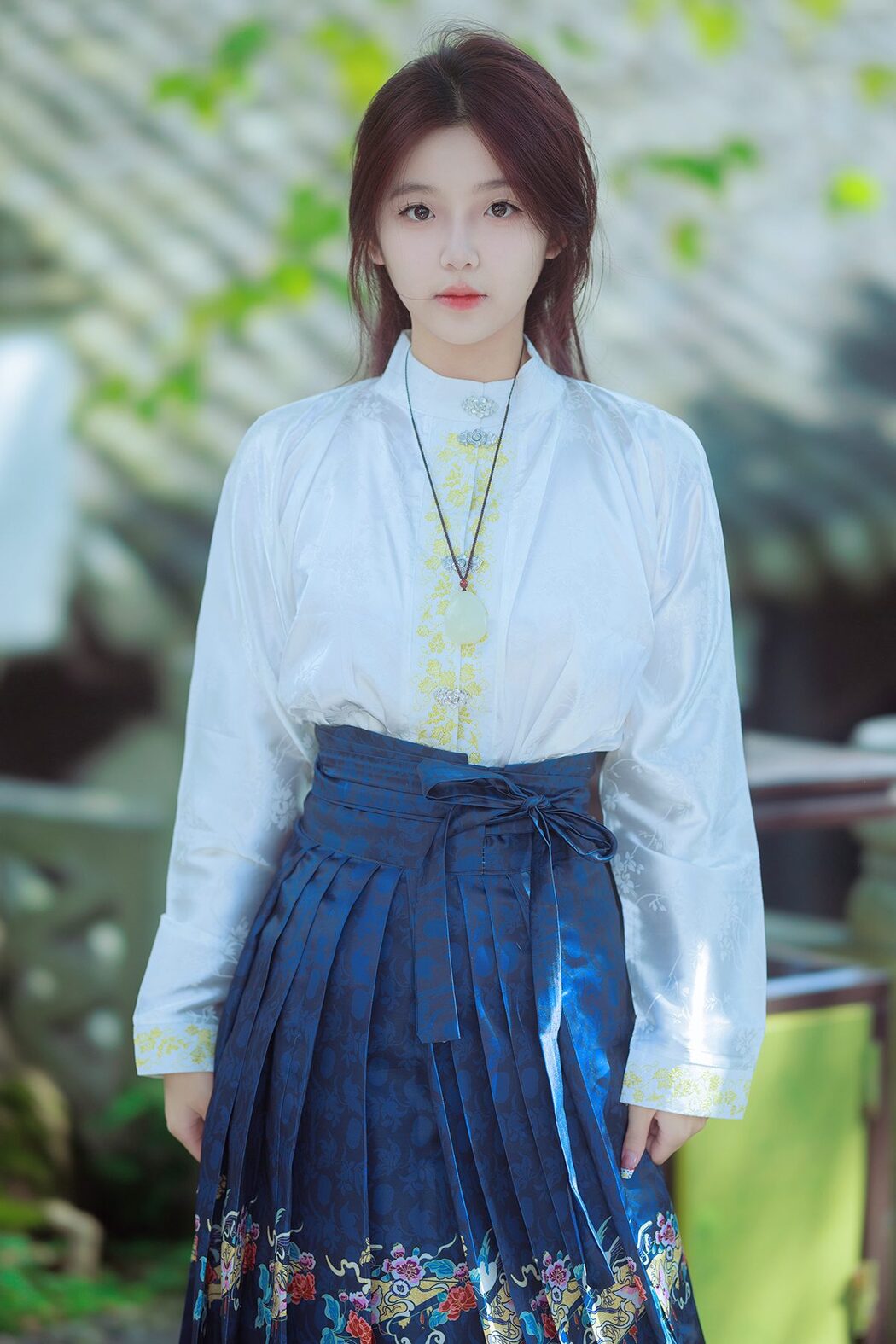 YiTuYu艺图语 Vol.5275 Xiao Mi Dou Cover Photo