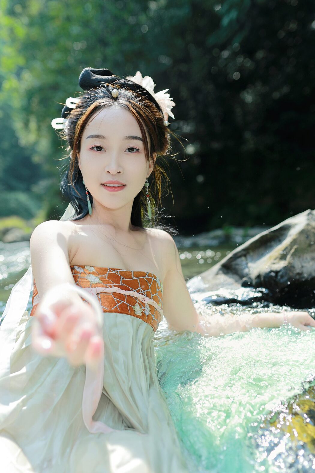 YiTuYu艺图语 Vol.5233 Yu Yan