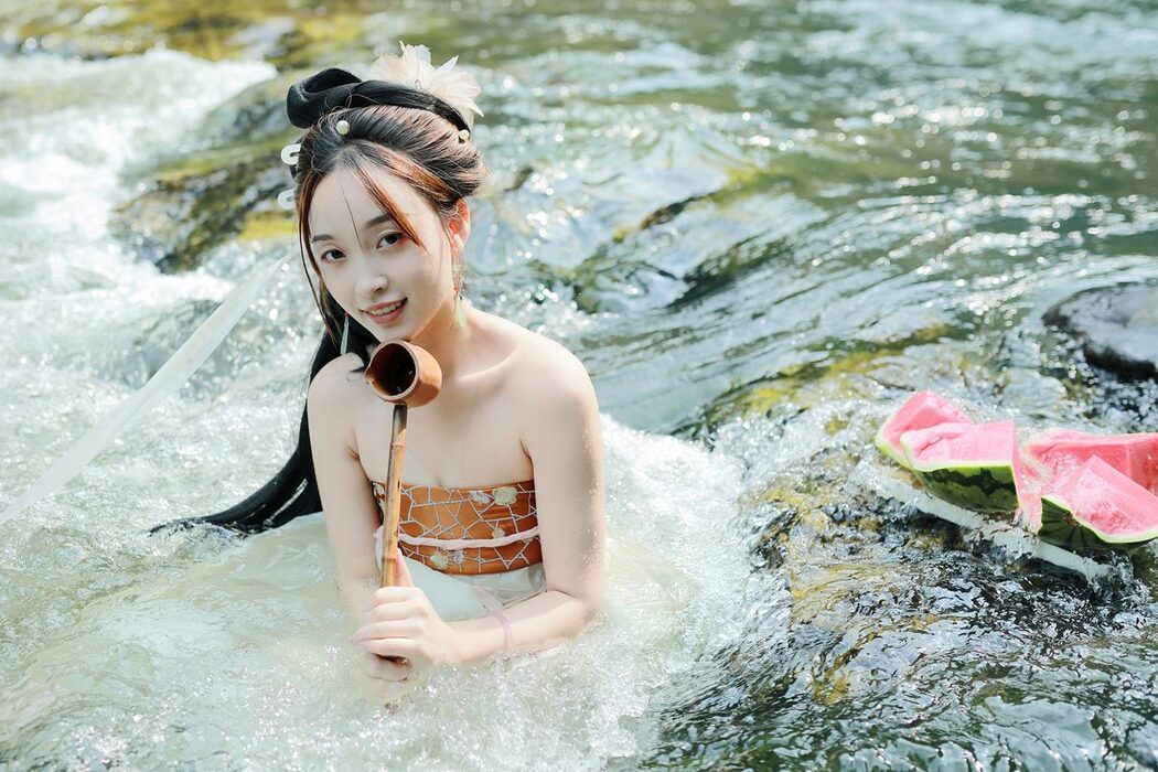 YiTuYu艺图语 Vol.5233 Yu Yan