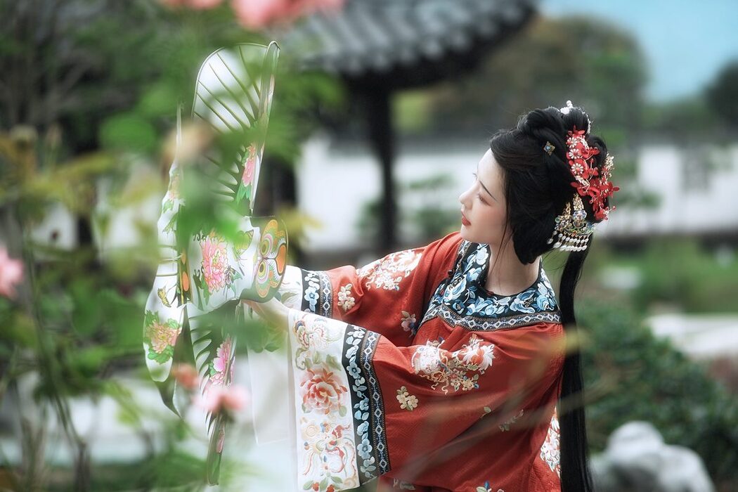 YiTuYu艺图语 Vol.5243 Yue Bai Xing Xi