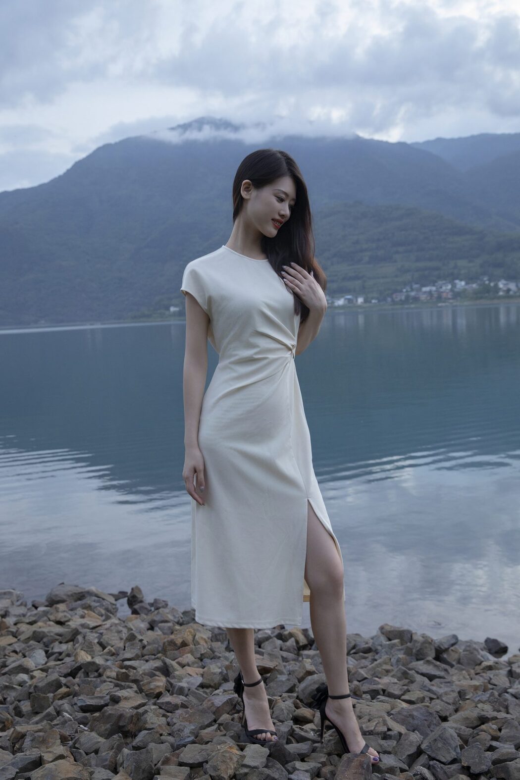 YiTuYu艺图语 Vol.5222 Chenaling_cl