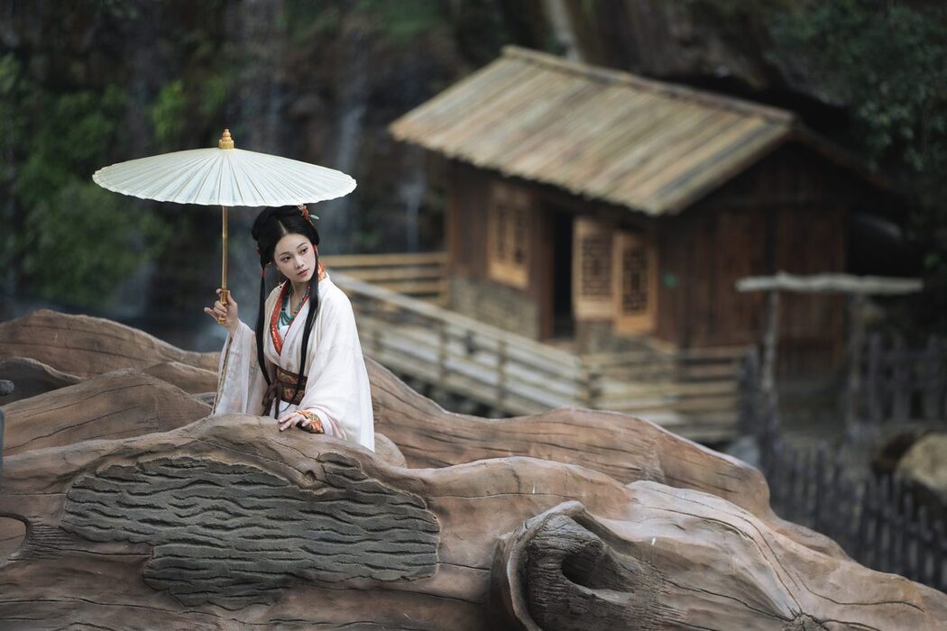 YiTuYu艺图语 Vol.5220 Qiu Da Da
