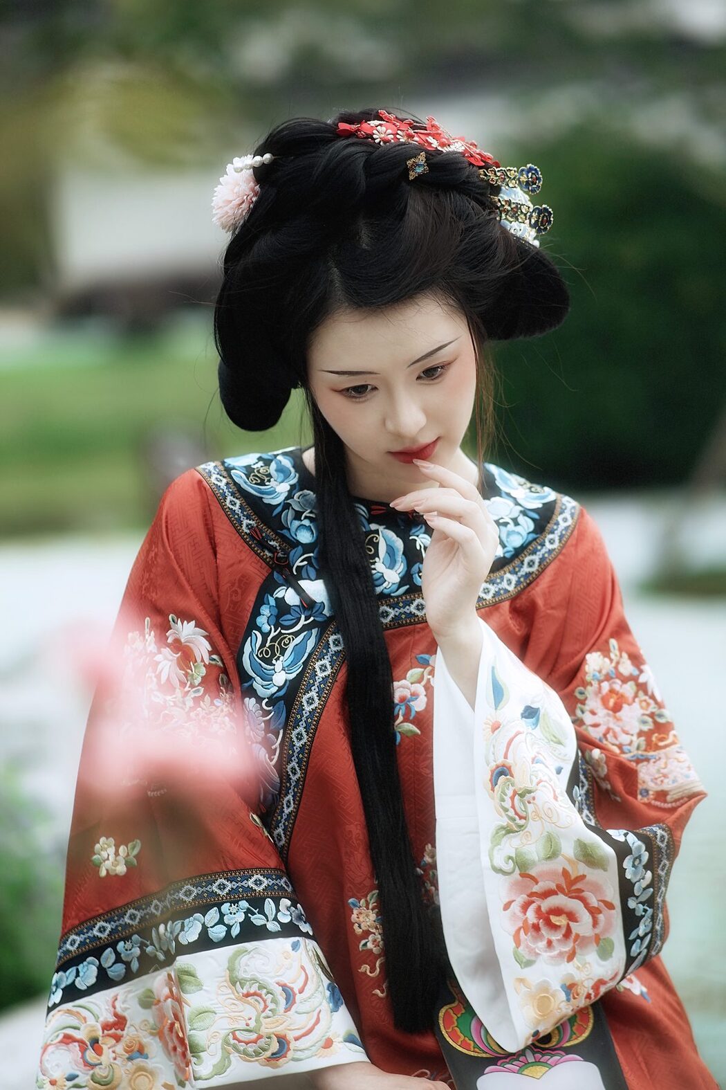 YiTuYu艺图语 Vol.5243 Yue Bai Xing Xi