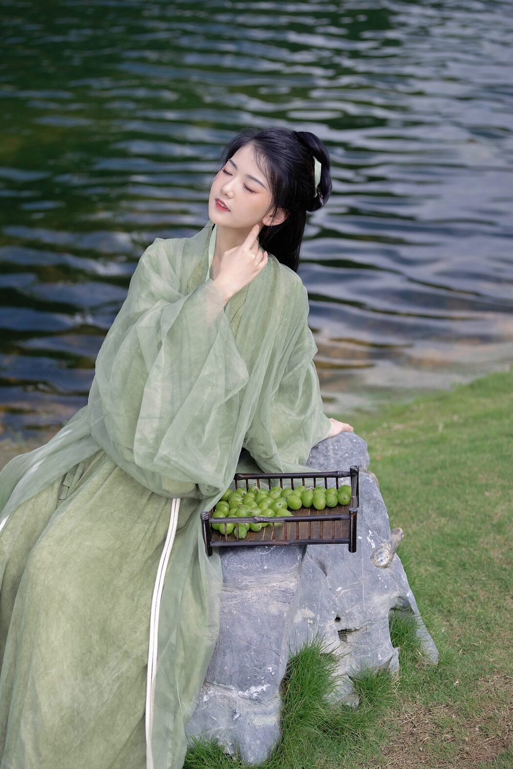 YiTuYu艺图语 Vol.5276 Suan La Tang Er