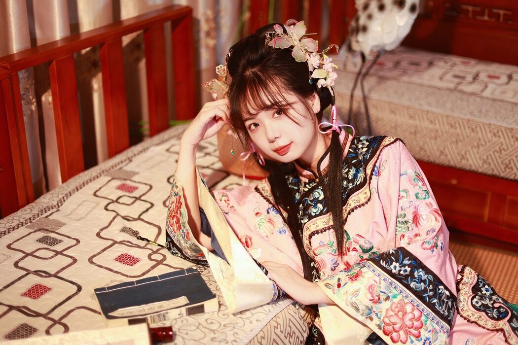 YiTuYu艺图语 Vol.5207 Mu Yan Se Cc