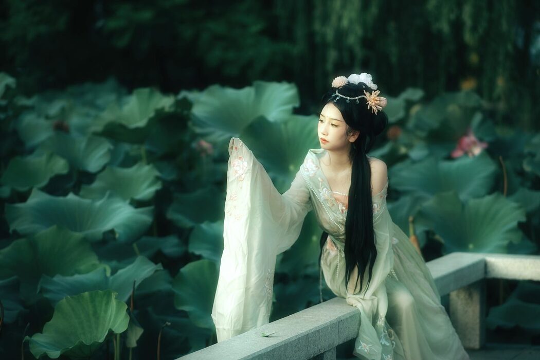 YiTuYu艺图语 Vol.5256 Xiao Qing