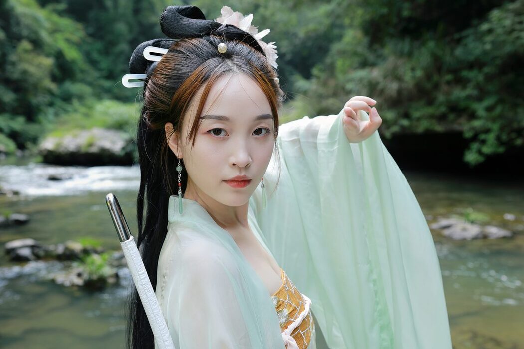 YiTuYu艺图语 Vol.5233 Yu Yan