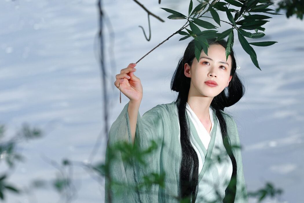 YiTuYu艺图语 Vol.5204 Xiao Yu Gan