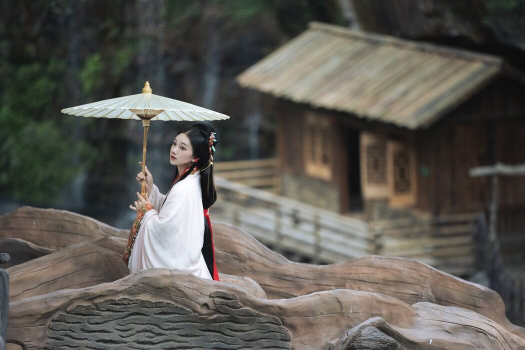 YiTuYu艺图语 Vol.5220 Qiu Da Da