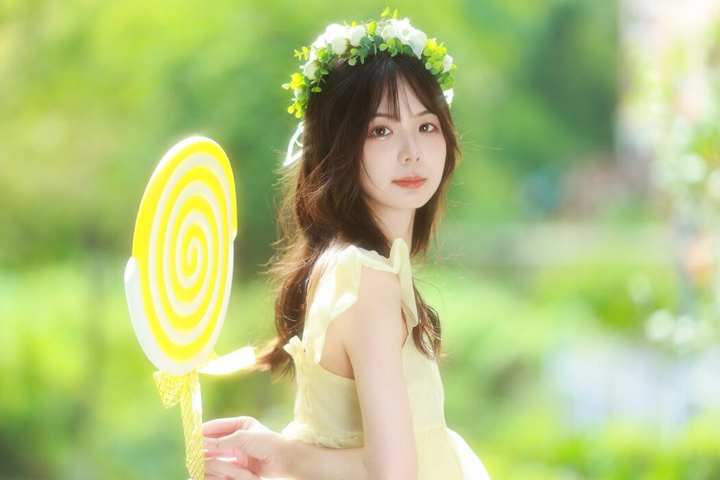 YiTuYu艺图语 Vol.5219 Mu Yan Se Cc