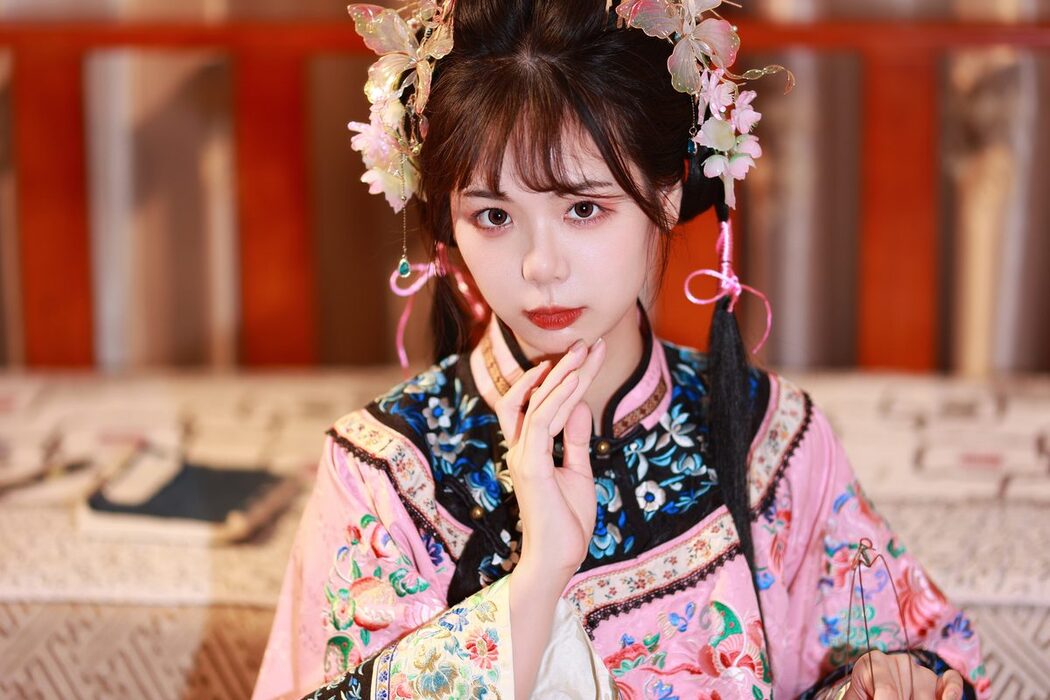 YiTuYu艺图语 Vol.5207 Mu Yan Se Cc